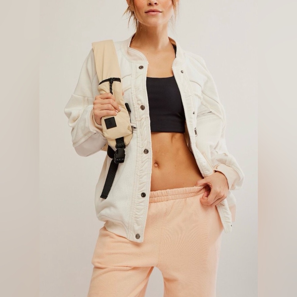 NWT Free People Movement Extra Winnings
Cardi / Ivory Combo - Picture 5 of 10